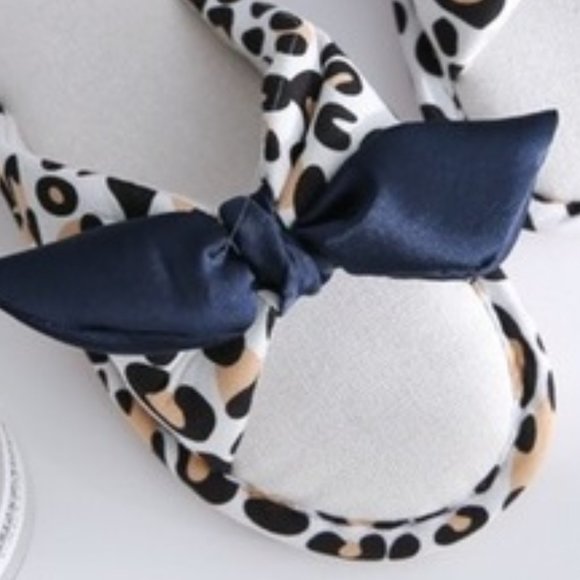 Women Stylish Bow-knot Animal Print Slippers - Picture 2 of 6